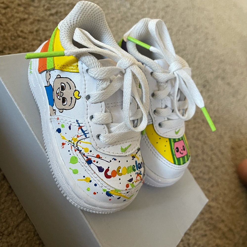 Custom CoComelon Airforce 1’s